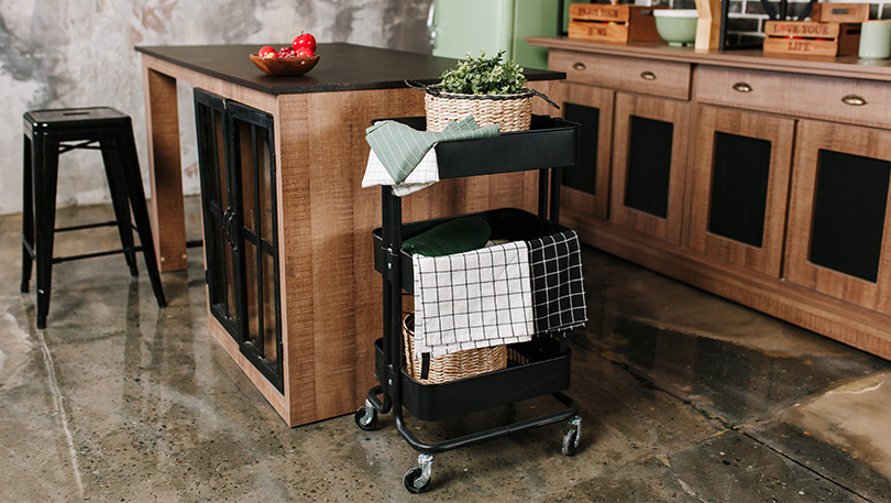 5 Ways A Trolley Can Make Working In The Kitchen A Breeze